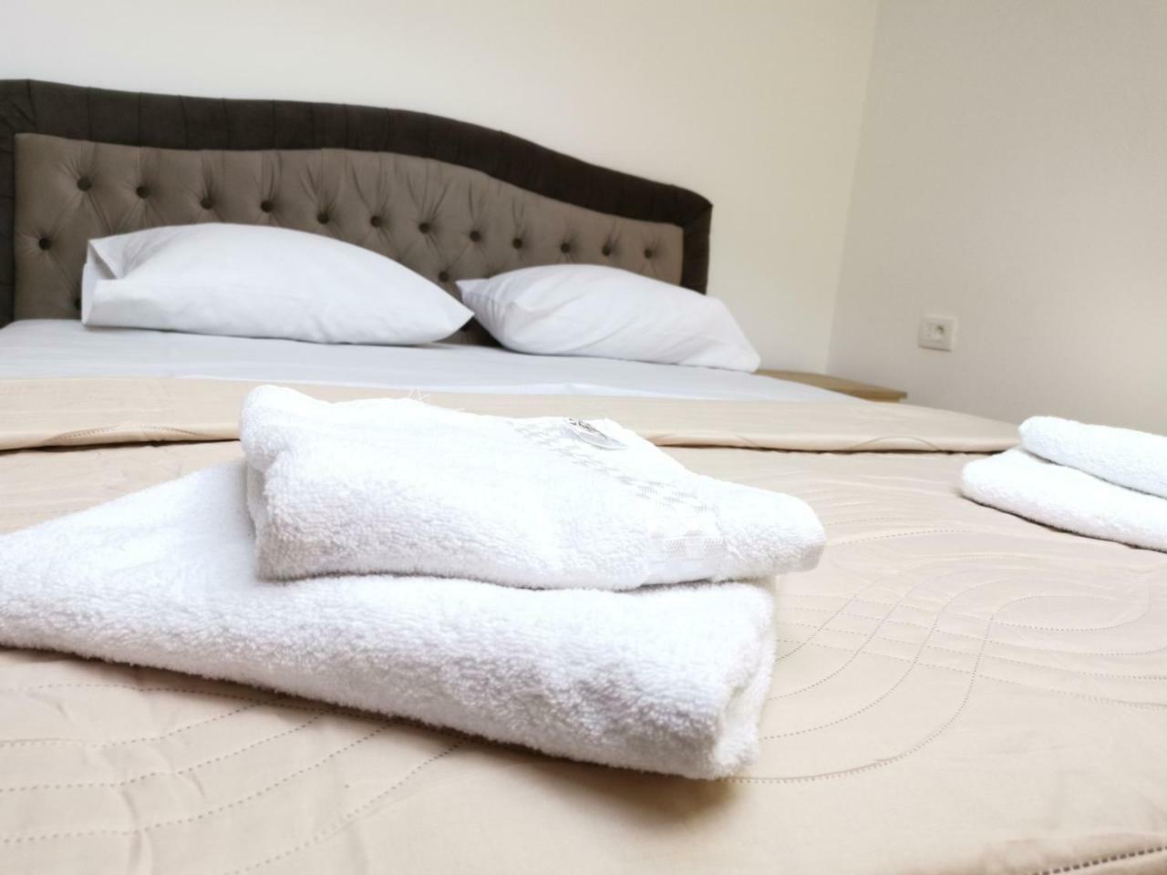 Apartman Maximus Budua Esterno foto