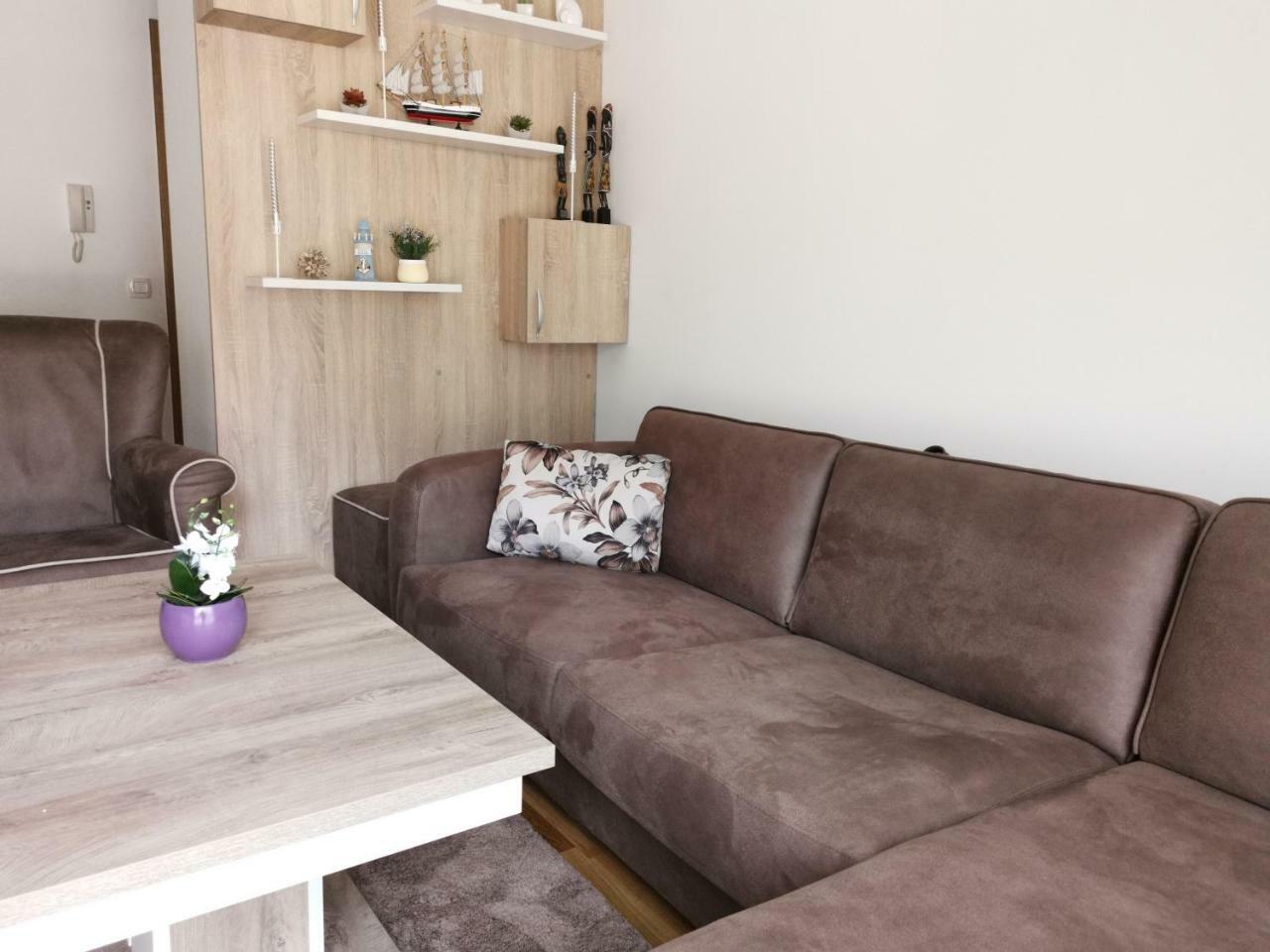 Apartman Maximus Budua Esterno foto